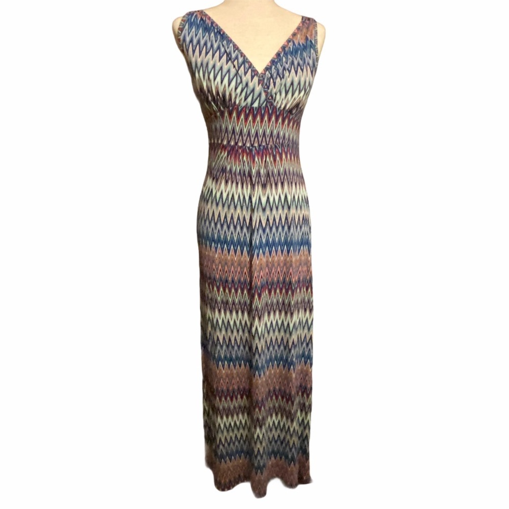 Loveappella sleeveless maxi‎ dress zigzag vee MP long summer sundress beachy